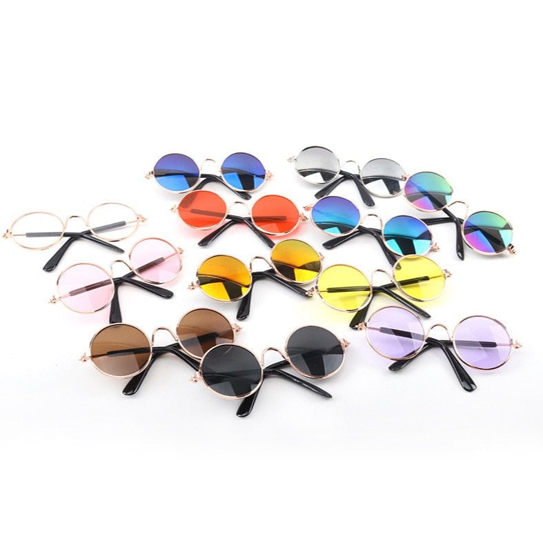 Cat Sunglasses - Retro Style Fun for Your Feline Friend!